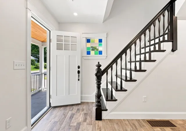 Photo 4 of Single family home for sale at 21 King St, Hanover, MA 02339 | MLS# 73560744 | Listing updated on 2026-09-24