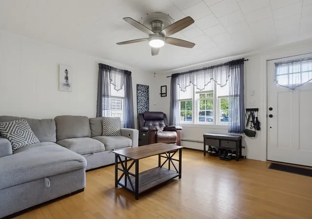 4th image of 46 W Shore Rd, Holbrook, MA 02343 | MLS# 73568051
