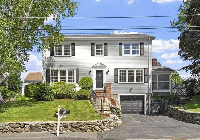 Homes for sale in Marlborough, MA | 33 Kane Dr, Marlborough, MA 01752 | MLS# 73529444
