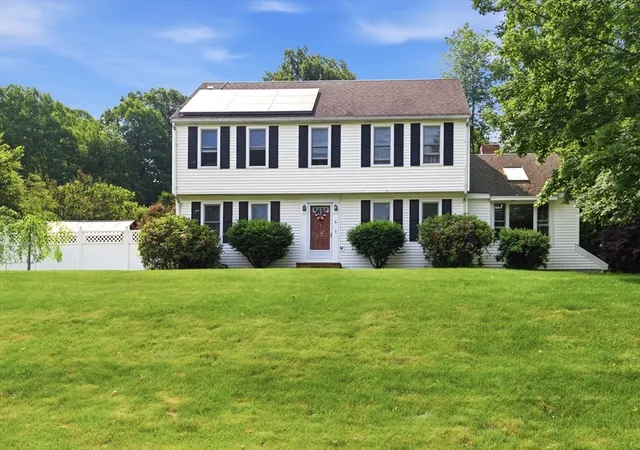 Photo 1 of Single family home for sale at 6 Rogers Ave, Marlborough, MA 01752 | MLS# 73563105 | Listing updated on 2026-09-15