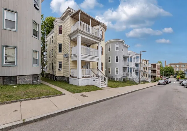 2nd image of 15 Fairmount St, Boston, MA 02124 | MLS# 73521392