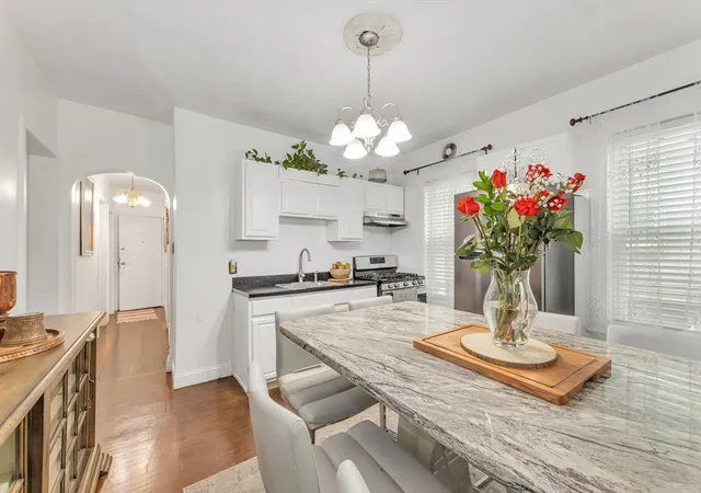 4th image of 15 Fairmount St, Boston, MA 02124 | MLS# 73521392