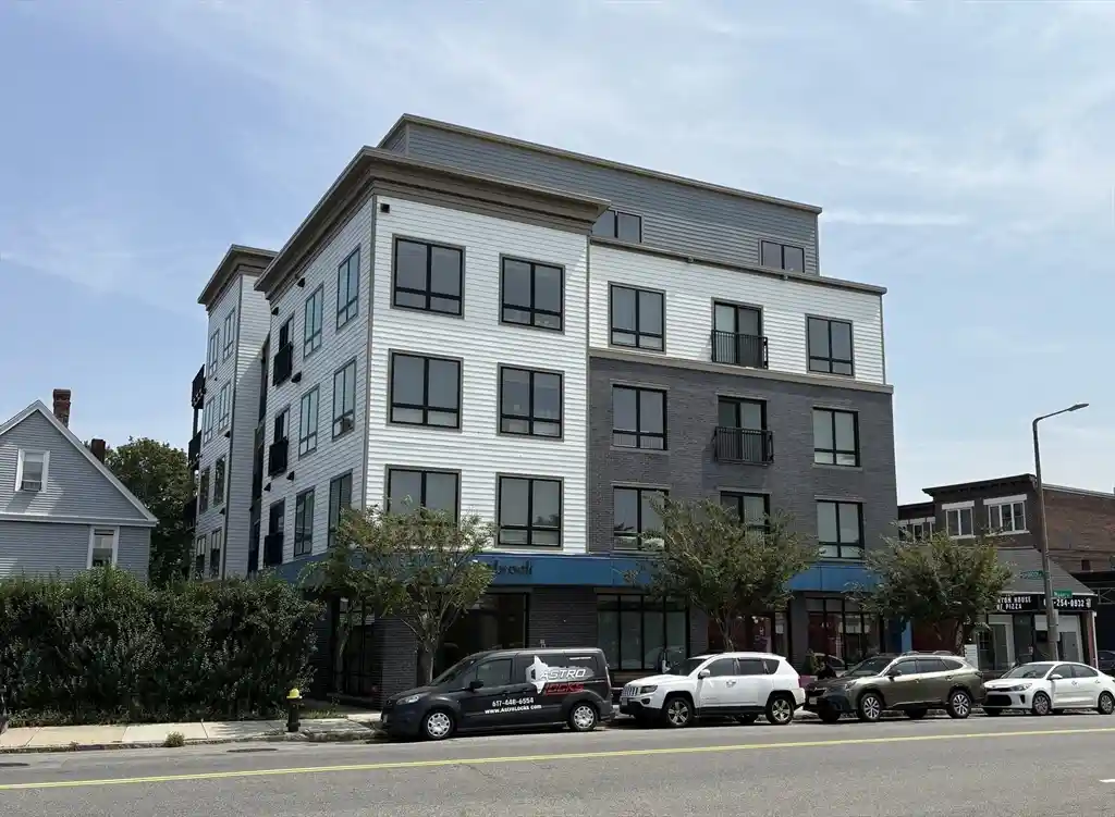 Listing Photo 2 - Condo for sale in The Saybrook Condo located at 214 Market St, Boston, MA 02135 - Unit #405
