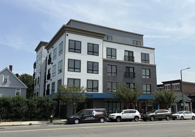 2nd image of The Saybrook Condo, Boston, MA 02135