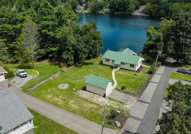 2nd image of 19 Crocker Ave, Lunenburg, MA 01462 | MLS# 73560565