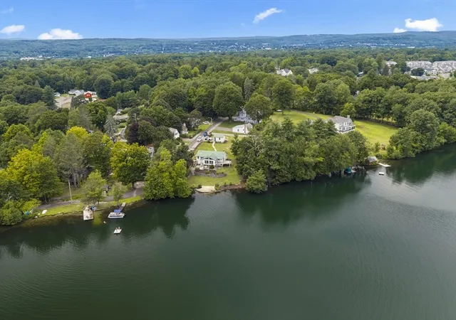 3rd image of 19 Crocker Ave, Lunenburg, MA 01462 | MLS# 73560565