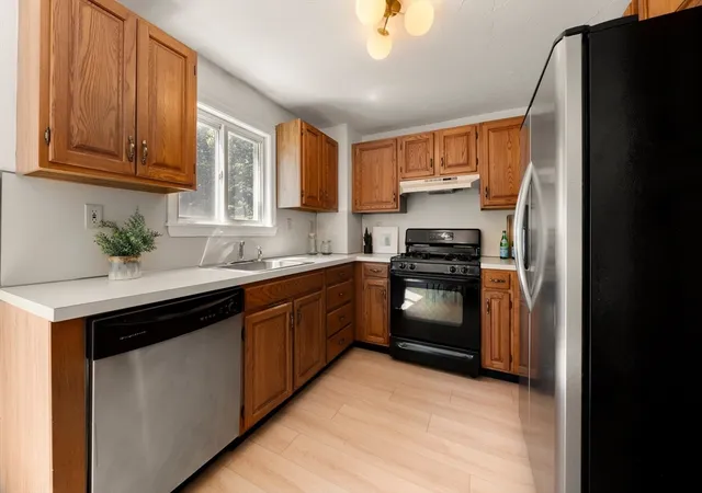 5th image of 161 Winter St, Hanson, MA 02341