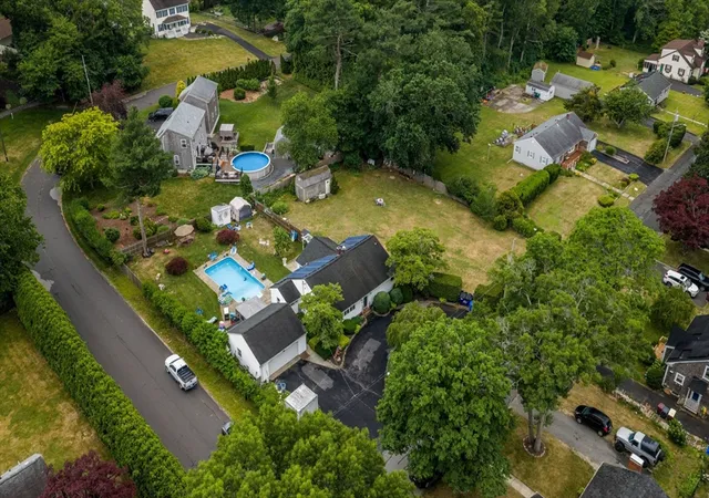 39th image of 26 Pershing Ave, Acushnet, MA 02743 | MLS# 73540297
