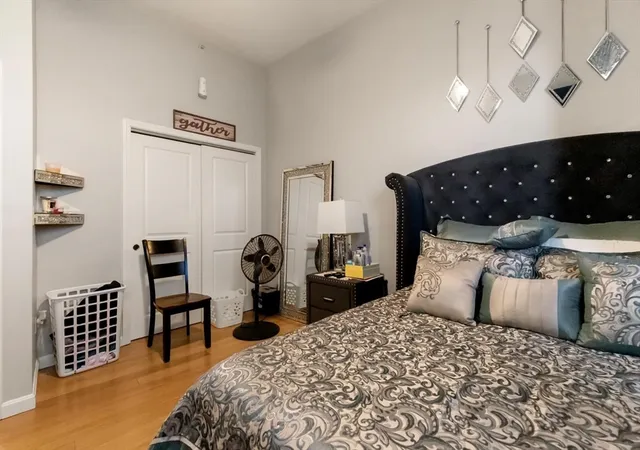 Homes for sale in Lynn, MA | 170 Oxford St #403, Lynn, MA 01901 | MLS# 73547591
