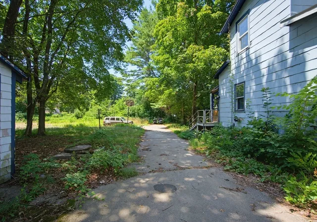Photo 4 of Sale Pending at 507 Taunton Ave, Seekonk, MA 02771 | MLS# 73555415 | Listing updated on 2026-10-08