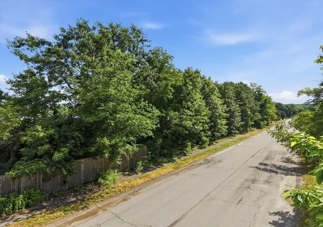 5th image of 24 Alexandra Dr, Assonet, MA 02702 | MLS# 73539552