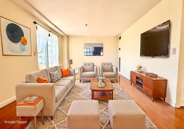 4th image of 376 Ocean Ave #910, Revere, MA 02151 | MLS# 73530842