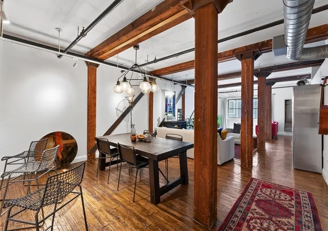 4th image of 881 E 1St St #203, Boston, MA 02127 | MLS# 73563347