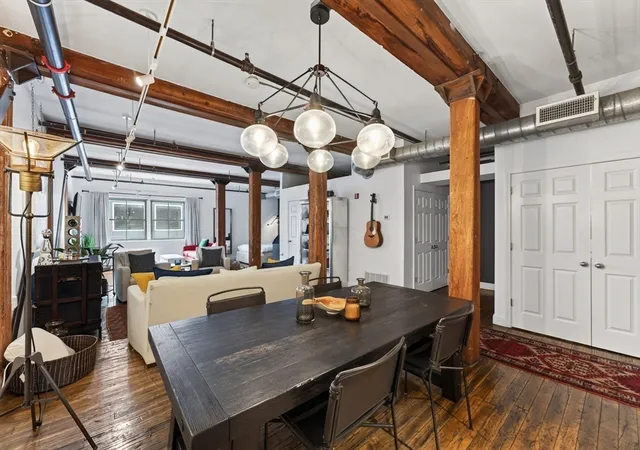5th image of 881 E 1St St #203, Boston, MA 02127 | MLS# 73563347