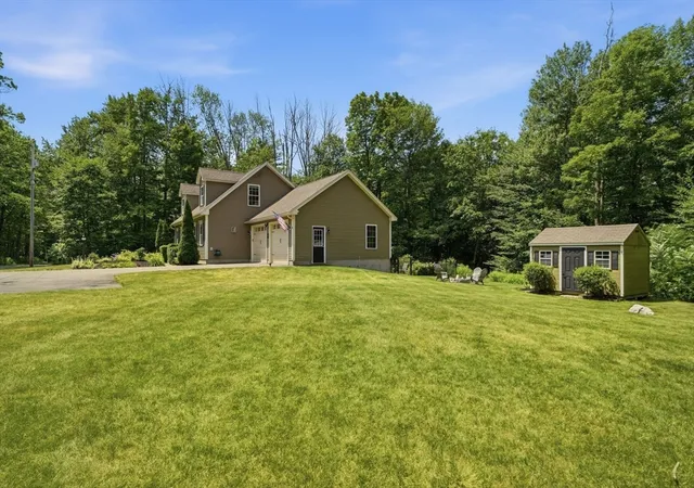 Homes for sale in Westminster, MA | 128 Bragg Hill Rd, Westminster, MA 01473 | MLS# 73549324