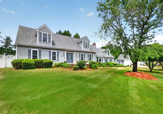 2nd image of 15 Devincent Dr, Stow, MA 01775 | MLS# 73546640