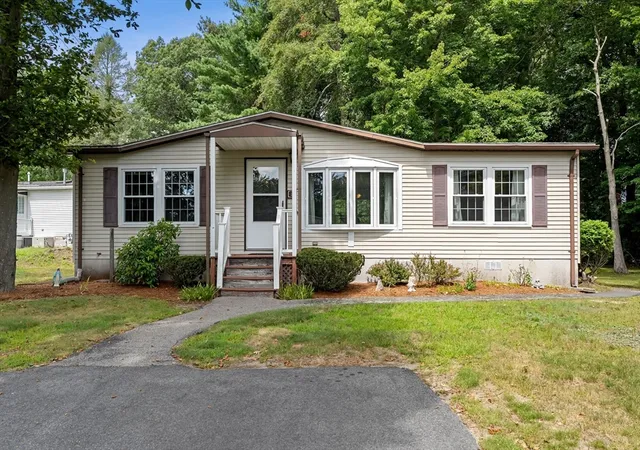 1st image of 6 Cyrpess Circle, Rockland, MA 02370 | MLS# 73567238