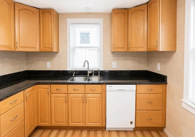image of 108 Tripp St, Framingham, MA 01702 | MLS# 73557581