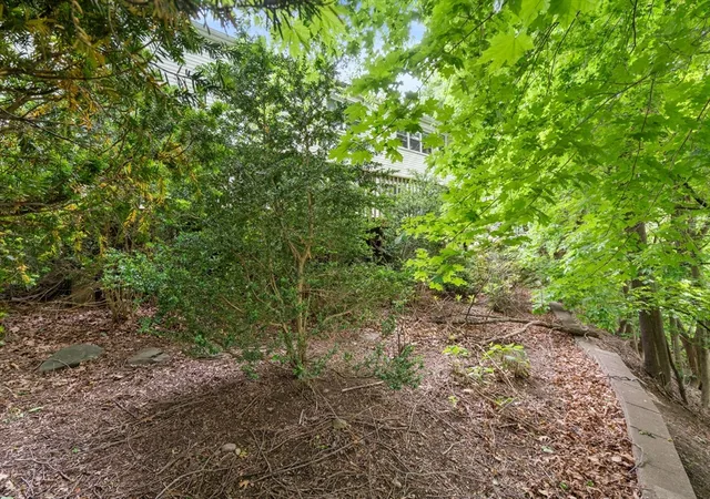 10th image of 104 Oldham Rd, West Newton, MA 02465 | MLS# 73527658