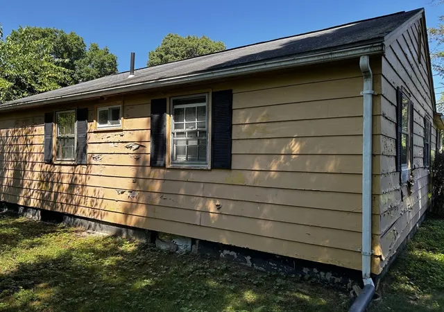 Photo 4 of Sale Pending at 48 Beckwith Ave, Westfield, MA 01085 | MLS# 73560051 | Listing updated on 2026-10-06