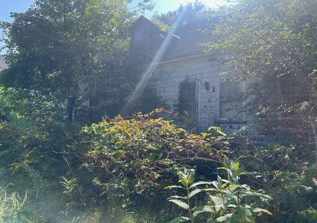 3rd image of 16 Liberty St, Templeton, MA 01436 | MLS# 73567469