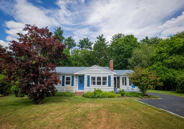 3rd image of 13 Marjorie Dr, Halifax, MA 02338 | MLS# 73546312