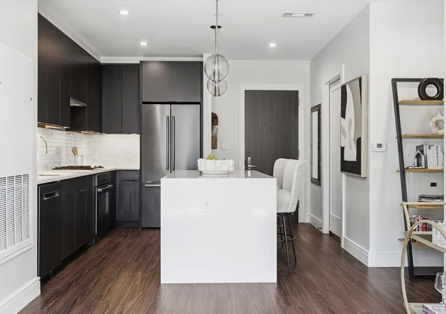 Homes for sale in Boston, MA | 99 Sumner St #101, Boston, MA 02128 | MLS# 73548575