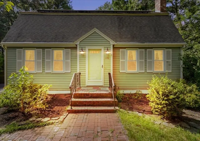 Photo 1 of Sale Pending at 350 Harvey St, Taunton, MA 02780 | MLS# 73565932 | Listing updated on 2026-09-09