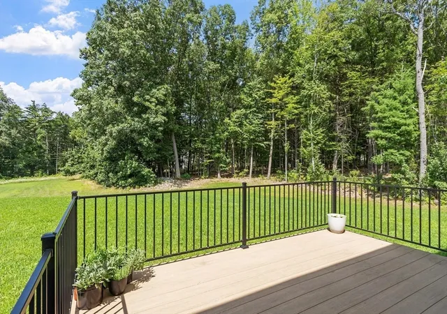 5th image of 370 Flat Hill Rd, Lunenburg, MA 01462 | MLS# 73563921