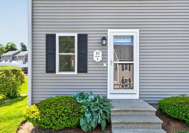Homes for sale in Gardner, MA | 51 Olde Colonial #1, Gardner, MA 01440 | MLS# 73526788