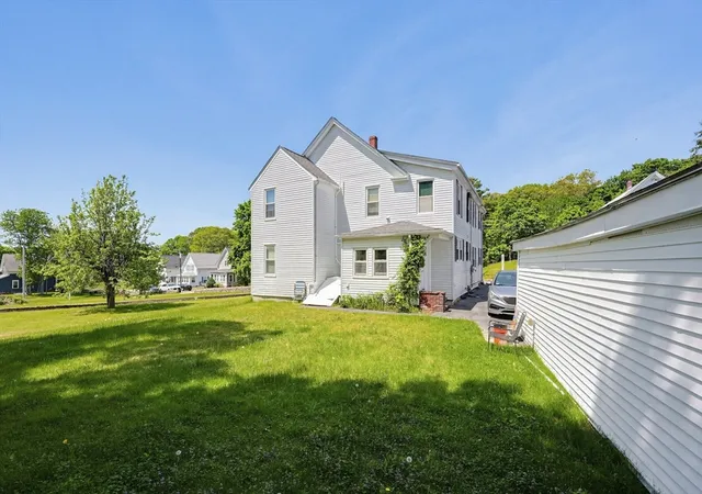 4th image of 26 Mccarthy St, Franklin, MA 02038 | MLS# 73521615