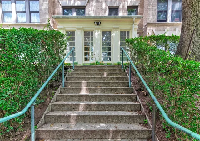 Listing Photo 1 - Condo for sale in building located at 1584 Beacon St, Brookline, MA 02446 - Unit #A