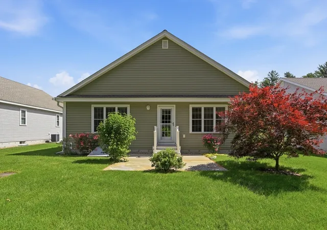 3rd image of 6 Bluebird Way #6, Littleton, MA 01460 | MLS# 73537636
