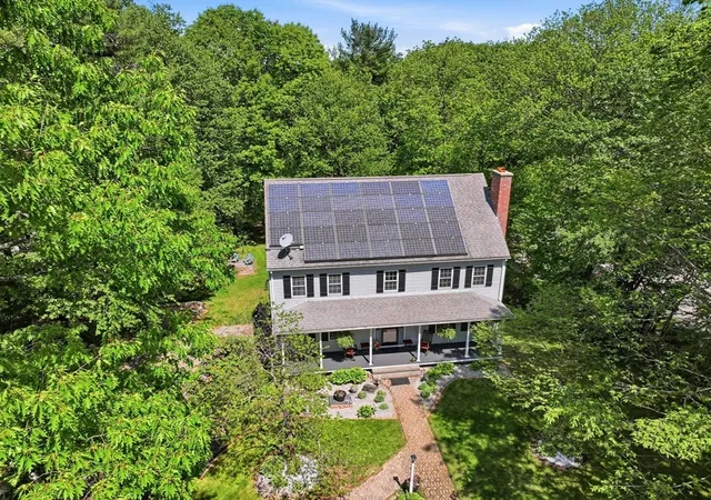 Homes for sale in North Oxford, MA | 7 Hartwell Rd, North Oxford, MA 01537 | MLS# 73525491