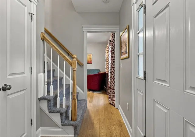3rd image of 19 Riverside Dr, North Reading, MA 01864 | MLS# 73562128