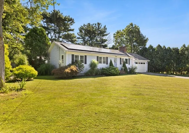 Photo 3 of Sale Pending at 16 Green Meadow Dr, Acushnet, MA 02743 | MLS# 73568408 | Listing updated on 2026-09-28