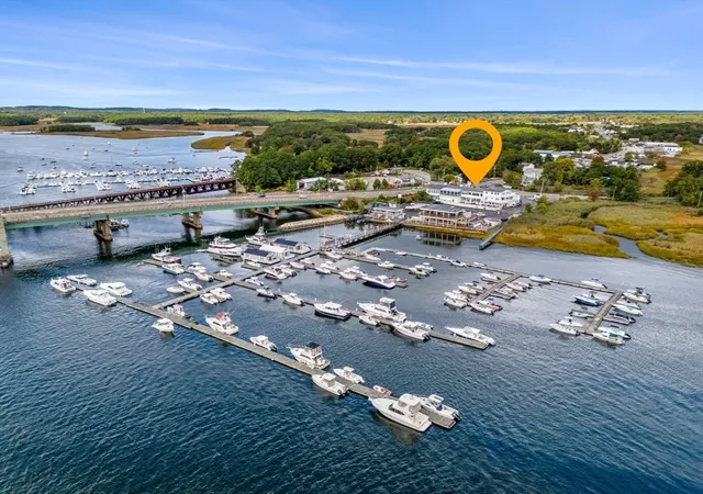 3rd image of 175 Bridge Rd, Salisbury, MA 01952 | MLS# 73437514