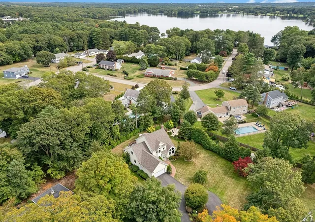 4th image of 1457 Washington St, Canton, MA 02021 | MLS# 73428899