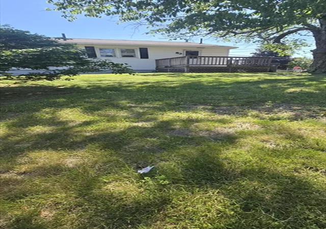 4th image of 284 Oak Street, Methuen, MA 01844 | MLS# 73539381