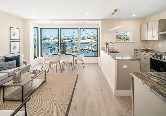 Listing Photo 2 - Condo for sale in building located at 86 E Main St, Gloucester, MA 01930 - Unit #1