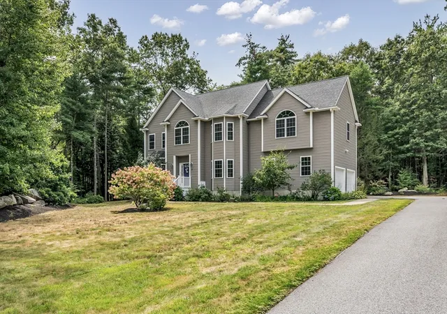 Photo 2 of Single family home for sale at 3 Ava Ln, Tyngsboro, MA 01879 | MLS# 73570331 | Listing updated on 2026-09-15