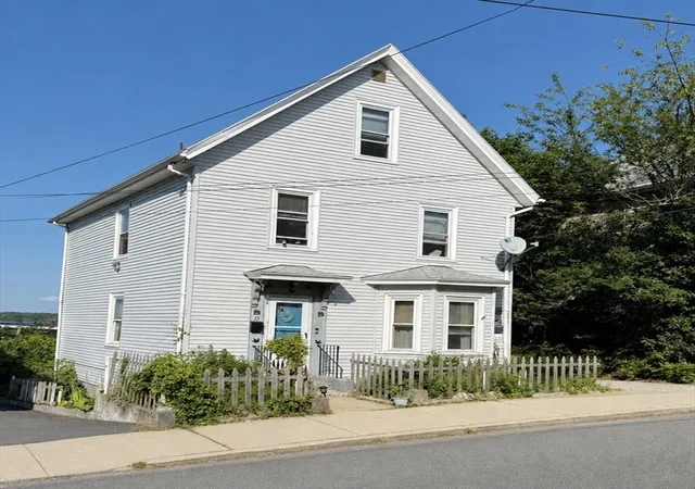1st image of 35 Ridgeway St, Lynn, MA 01902 | MLS# 73567722