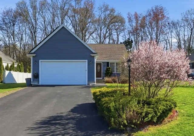 Photo 2 of Sale Pending at 943 Stonegate Lndg, North Dighton, MA 02764 | MLS# 73566105 | Listing updated on 2026-09-08