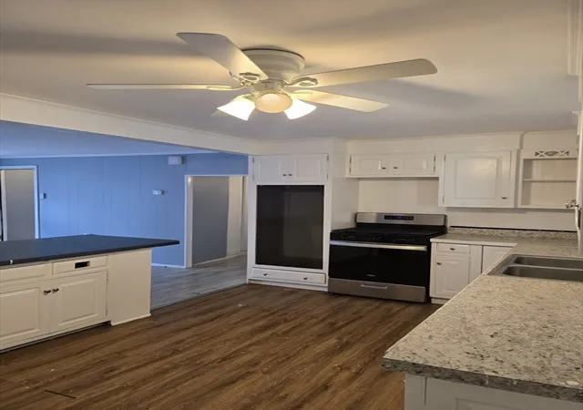 Listing Photo 4 - Condo for sale in building located at 292 Tecumseh St, Fall River, MA 02721