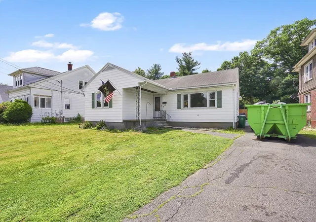 Homes for sale in Chicopee, MA | 53 Ellerton St, Chicopee, MA 01020 | MLS# 73536837