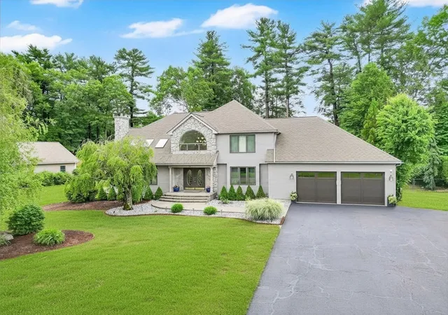 Homes for sale in Westfield, MA | 56 Cardinal Ln, Westfield, MA 01085 | MLS# 73547048