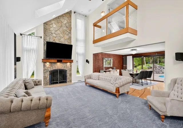 5th image of 56 Cardinal Ln, Westfield, MA 01085 | MLS# 73547048