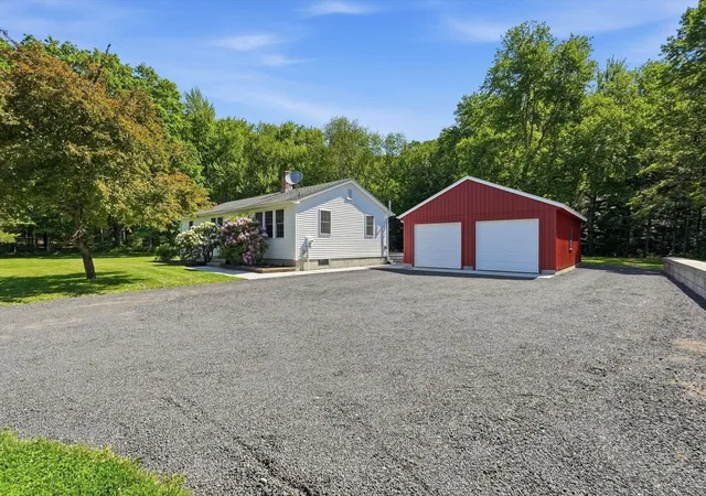 Homes for sale in Leverett, MA | 43 Long Plain Rd, Leverett, MA 01054 | MLS# 73528670