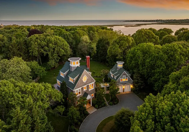 1st image of 5 Ellsworth Dr, Westport, MA 02790 | MLS# 73528296