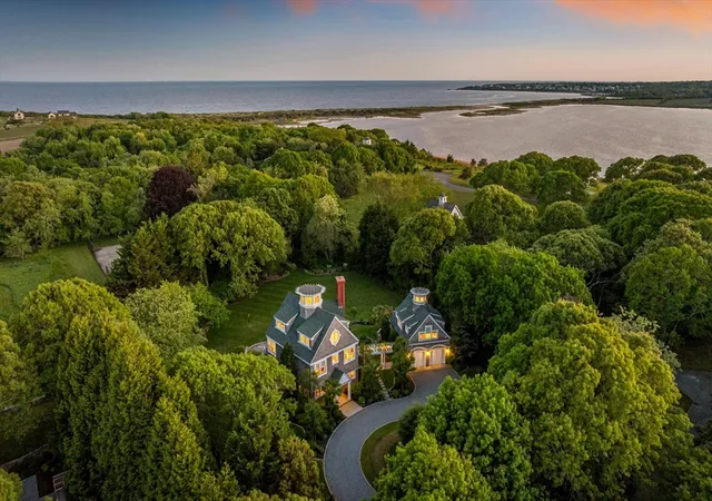 2nd image of 5 Ellsworth Dr, Westport, MA 02790 | MLS# 73528296